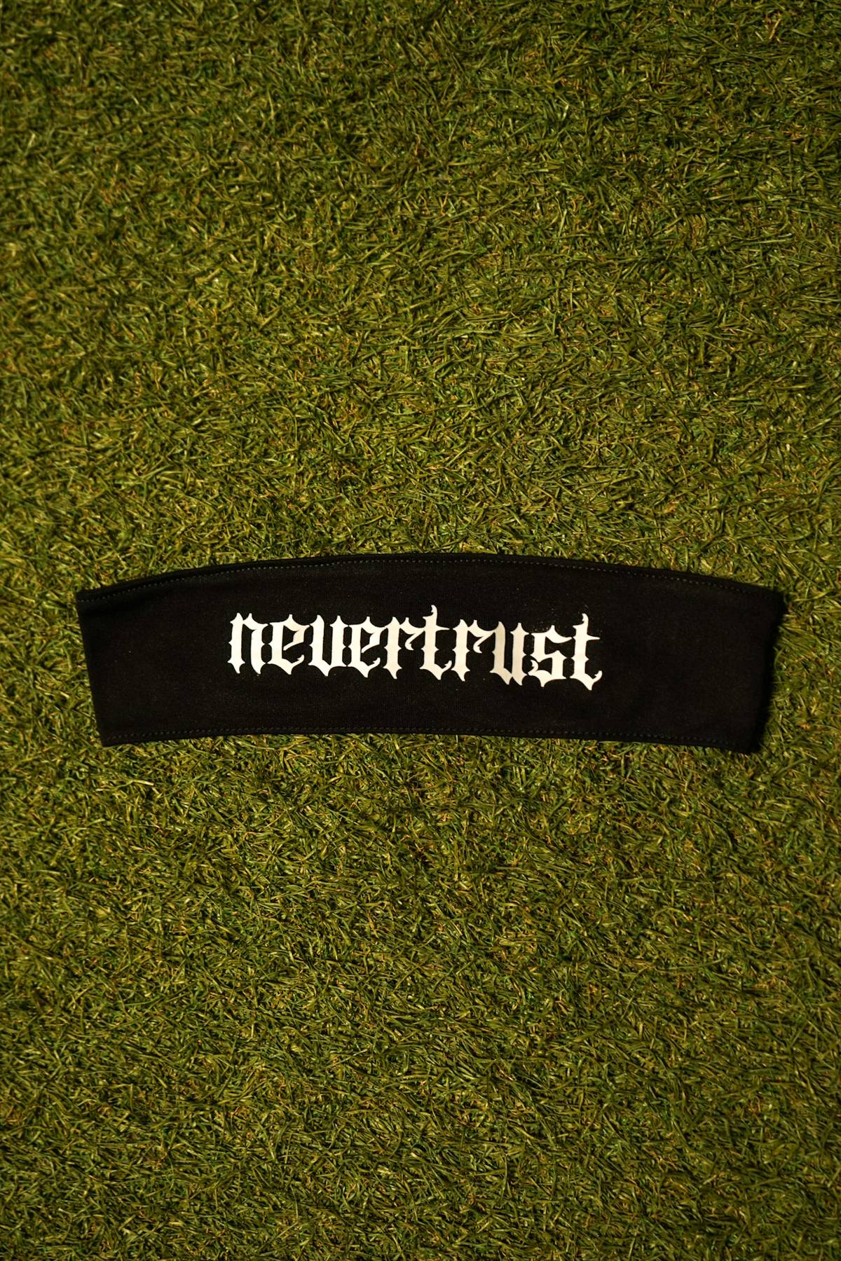 Nevertrust Headband