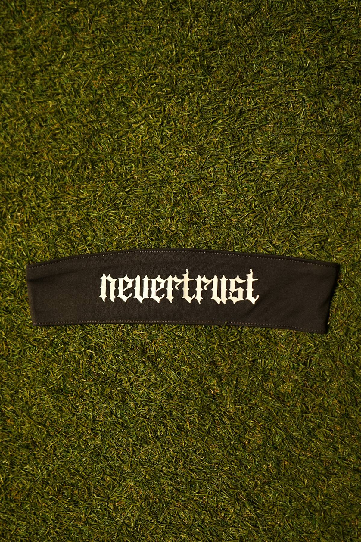 Nevertrust Headband